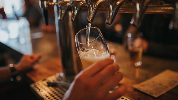 What-does-the-public-think-of-the-Government-s-treatment-of-pubs.jpg