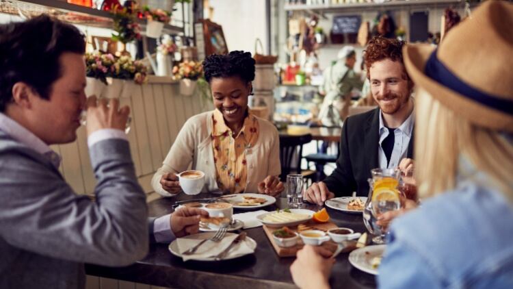 Should-I-put-on-brunch-at-my-pub.jpg