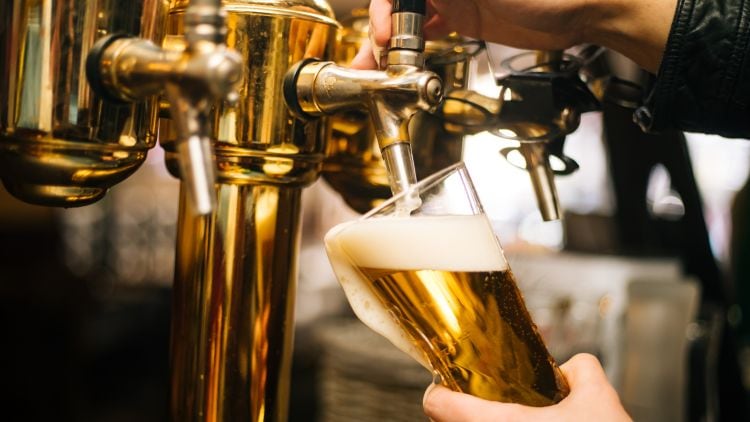 Beer-Day-Britain-How-many-pints-were-sold-Jan-to-March-2022.jpg