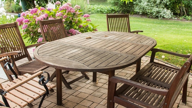 How-to-make-your-outdoor-space-Instagramable.jpg