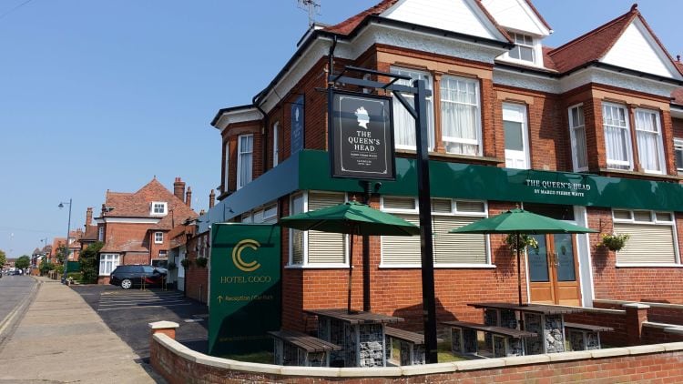 Marco-Pierre-White-opens-pub-in-Felixstowe-Suffolk.jpg