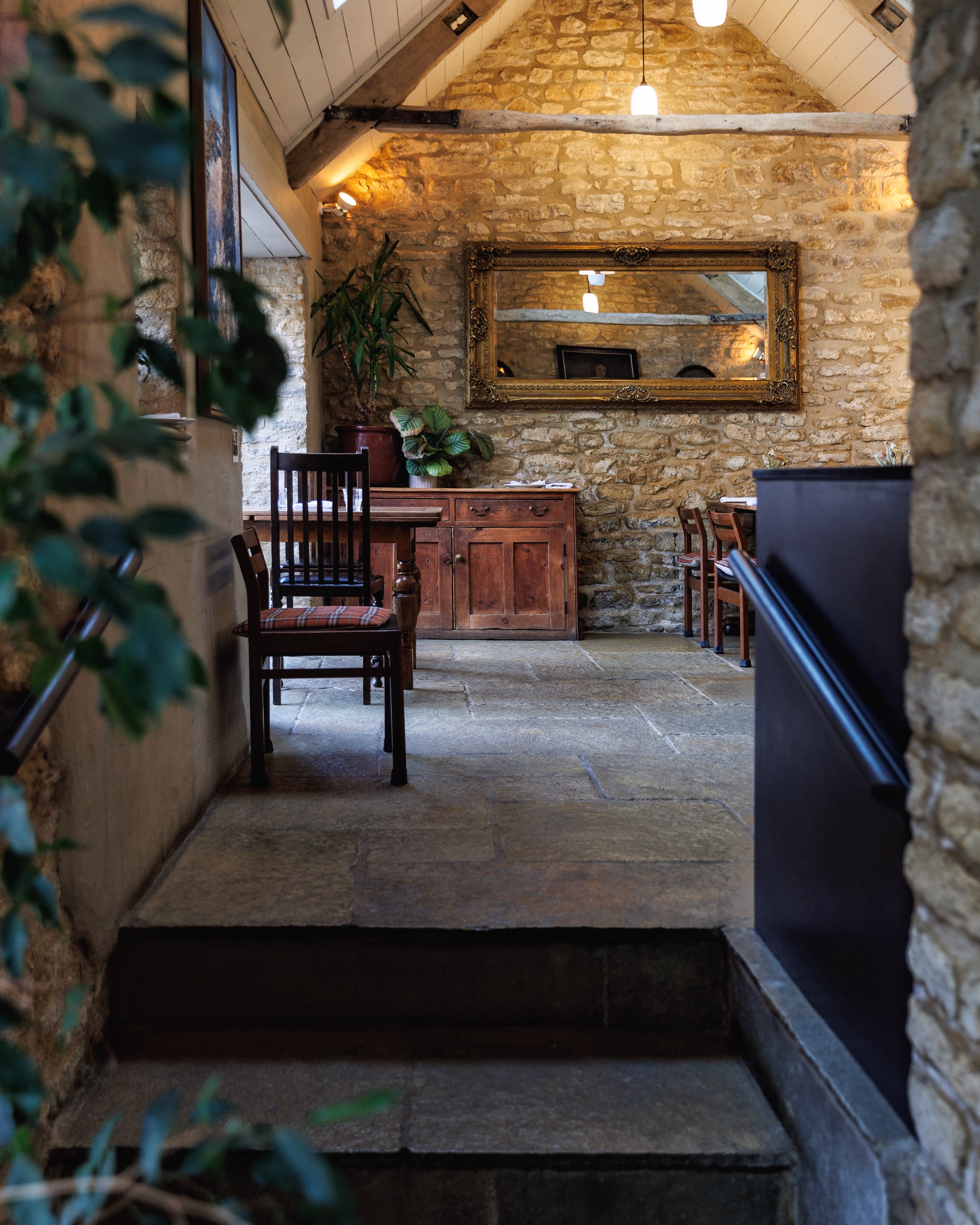 Interior stairway at the Killingworth Castle