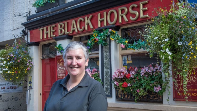 Star Pubs honours one of its longest serving licensees