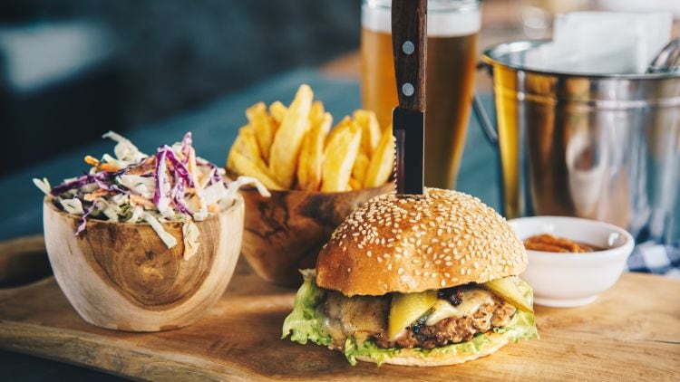 Pubs can win custom from restaurants