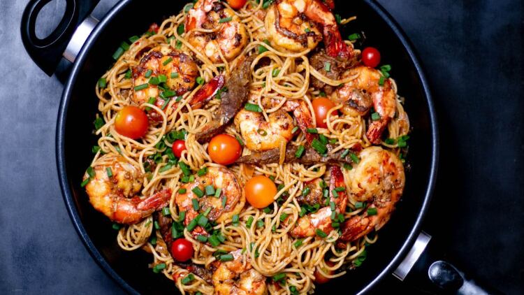 What to do with food before closing a pub kitchen