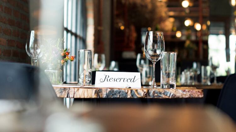 How can pubs protect themselves from £16bn no-show culture?