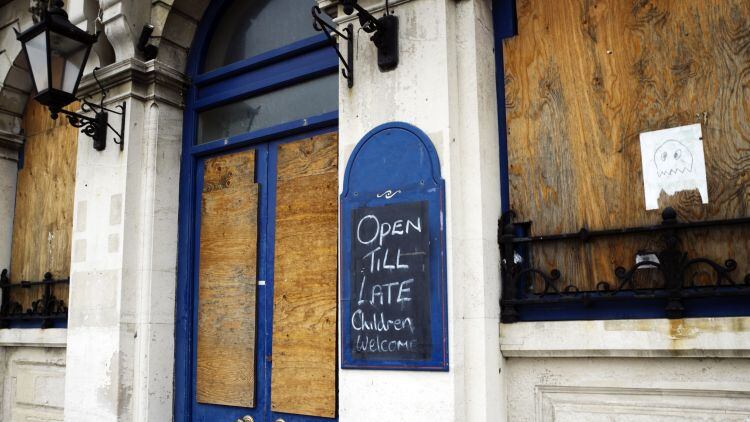 Action needed as 2021 saw 290 pubs demolished or converted