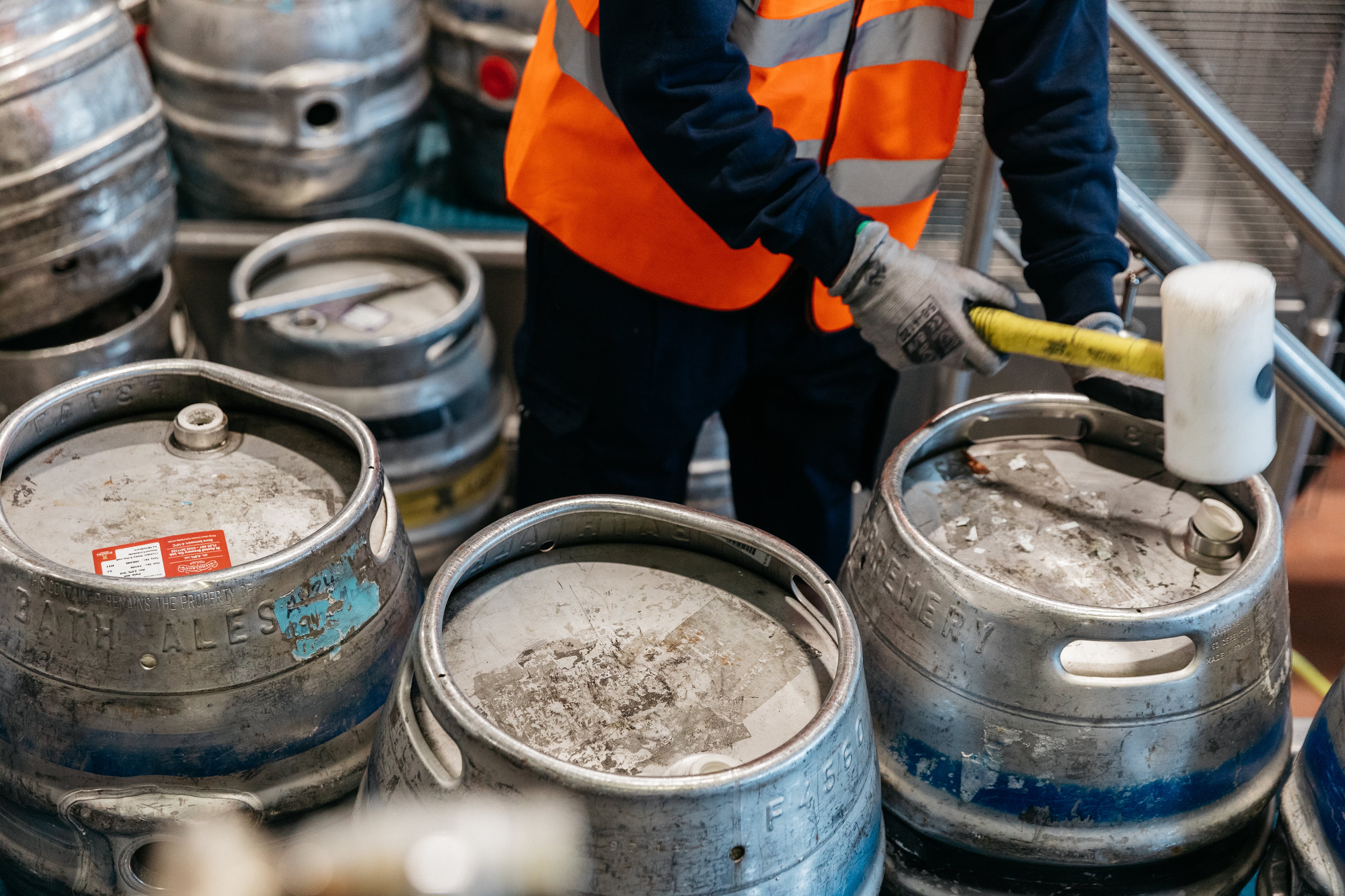 Cask racking
