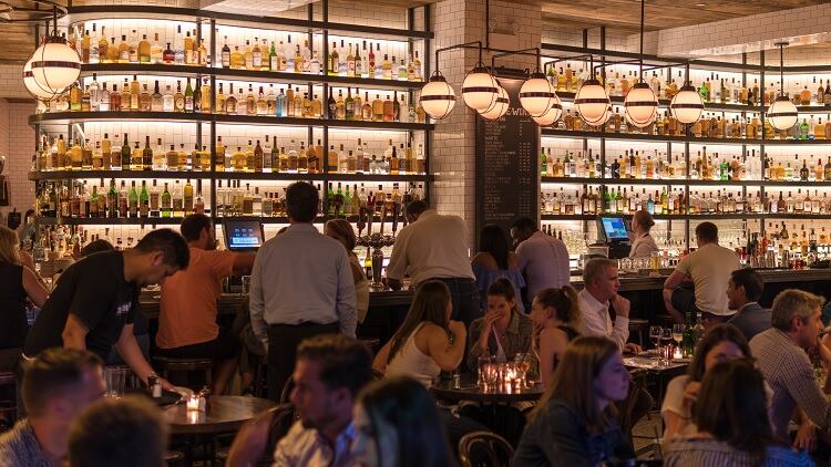 Pubs-bars-and-restaurants-will-save-the-high-street.jpg