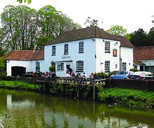 The.Dundas.arms.kintbury.jpg