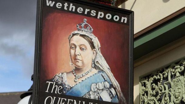 QUEENVIC.jpg