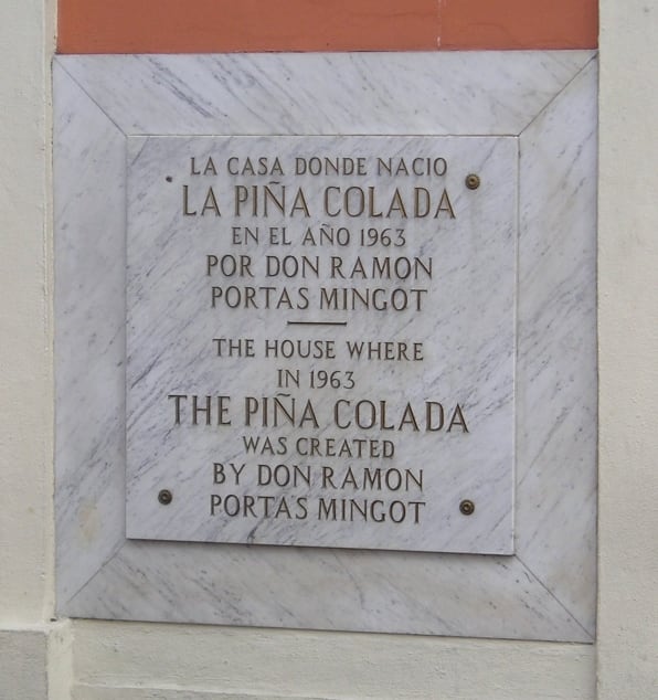 Pina_Colada_plate_in_Old_San_Juan-_Puerto_Rico.jpg