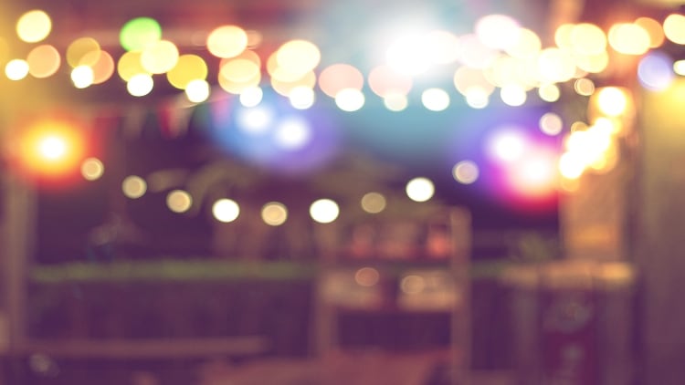 What are rules for pubs to reopen for outside trading?