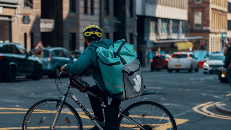 Can pubs cash in on the growth of Deliveroo and Airbnb?