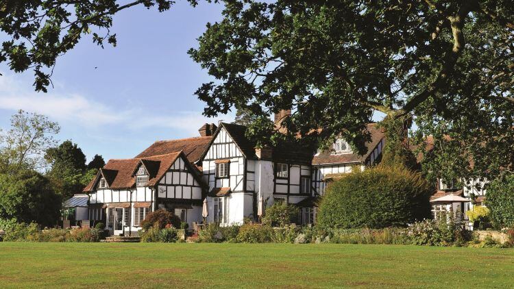 RESIZEDGhyllManor.jpg