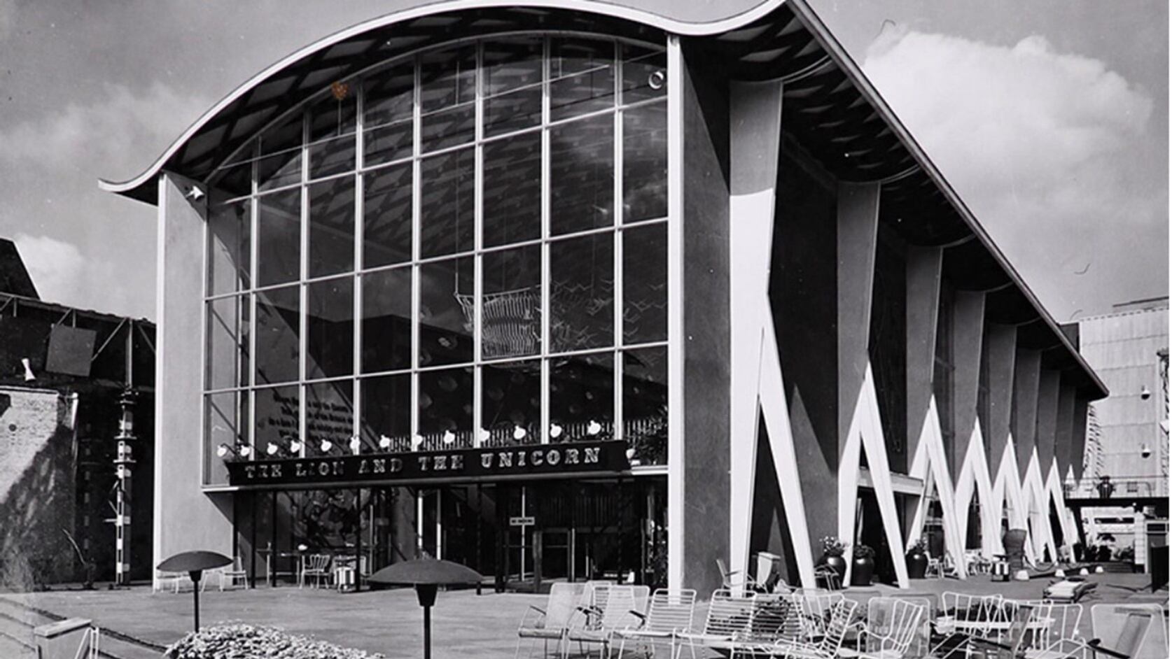 The-Lion-and-the-Unicorn-Pavilion-1951.jpg