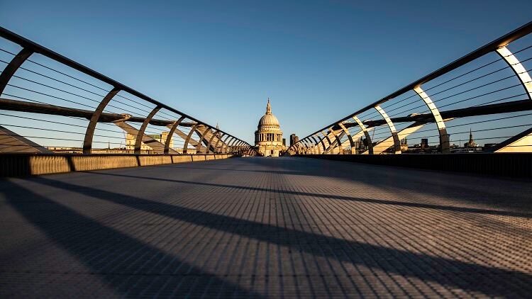 London staff shortage 'self-inflicted crisis' 