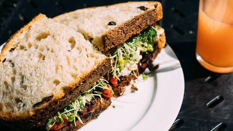 Healthy Brits killing the lunchtime sandwich