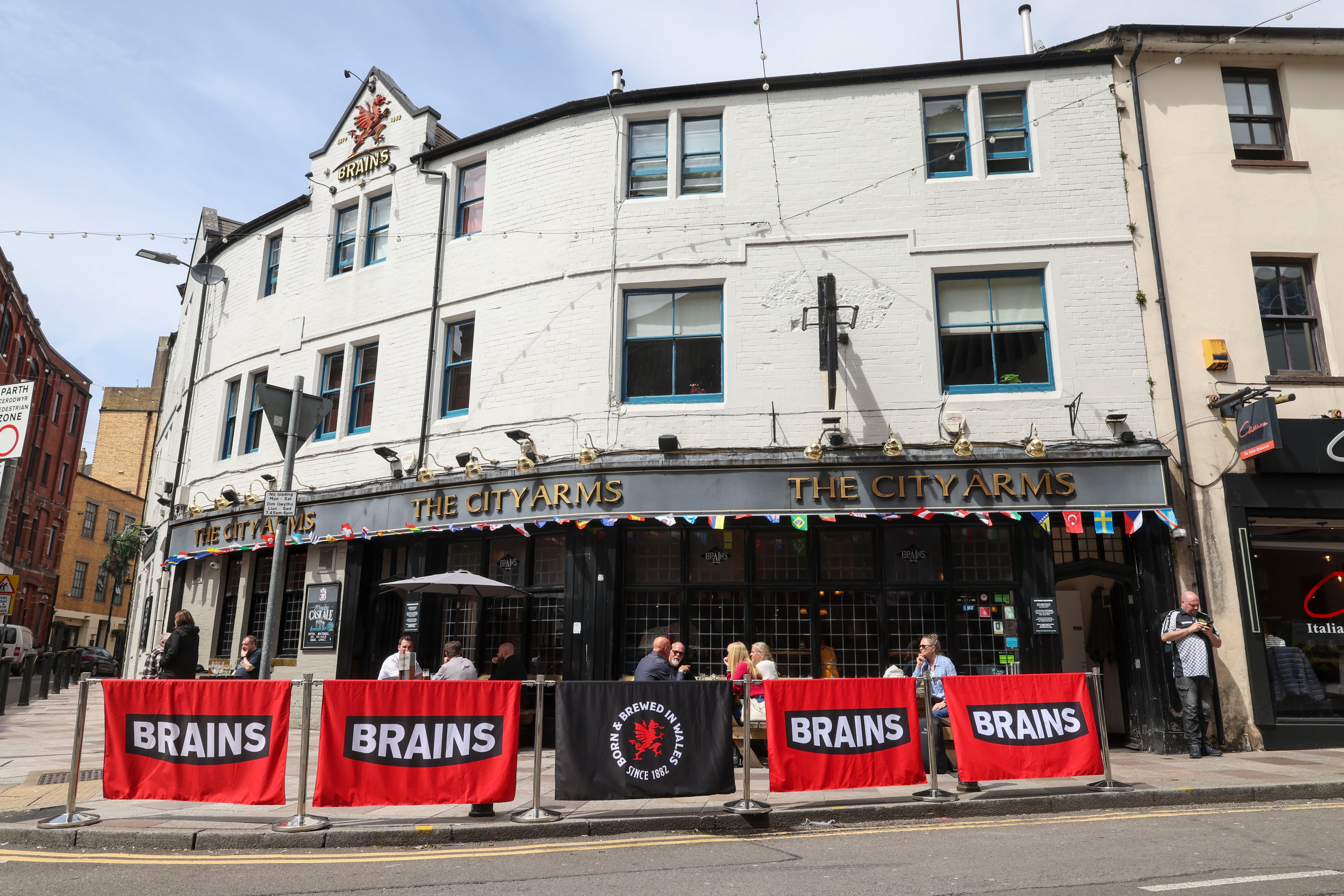The City Arms pub in Cardiff with the rebranded Brains logos outdoors