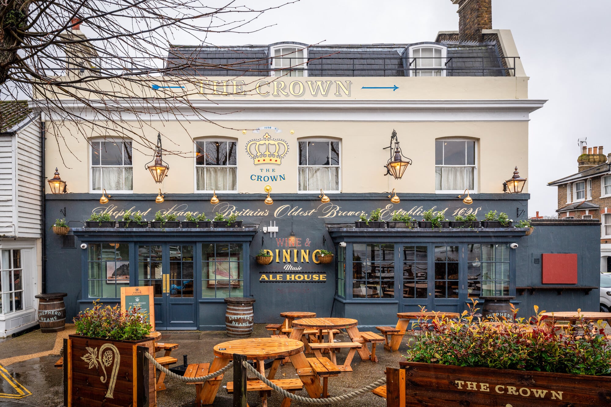 The-Crown-Blackheath-has-undergone-a-750-000-transformation.jpg