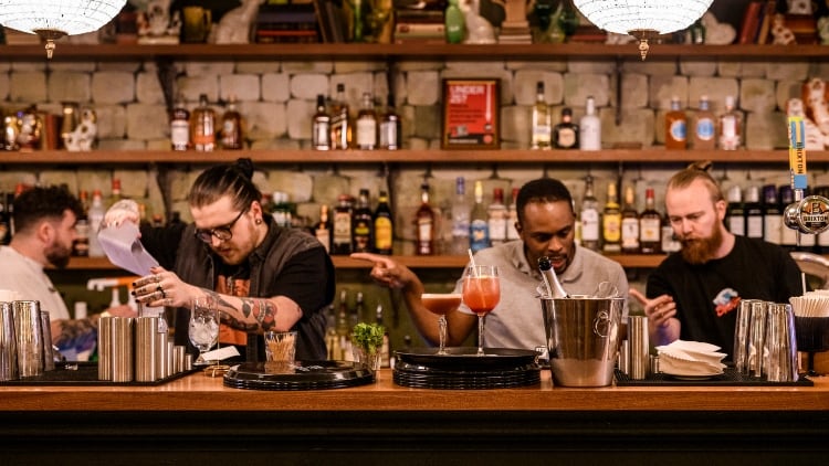 Loungers opens eight sites since end of January