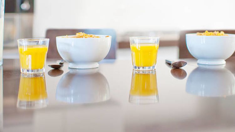 The-Salmon-pub-in-Leicester-funds-breakfasts-for-nearby-school.jpg
