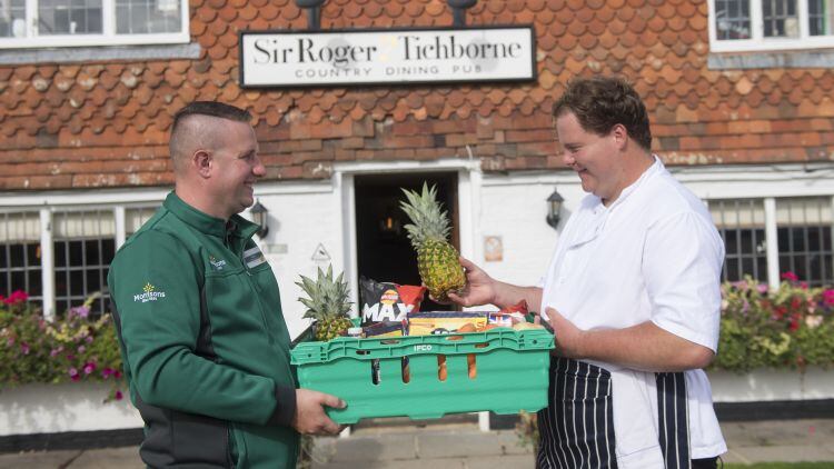Morrisons and StarStock step in to help hospitality industry amid supply issues 