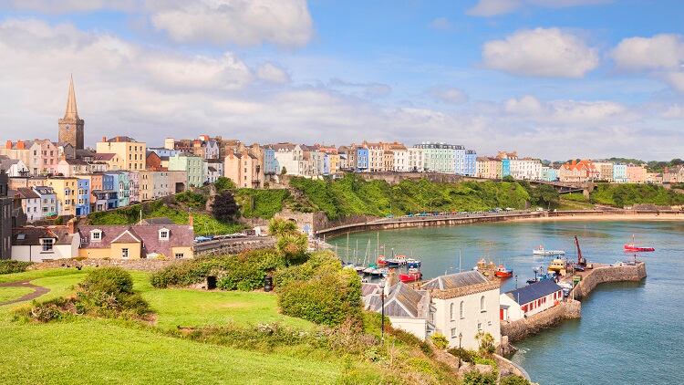 Welsh pubs in 'state of limbo' without reopening timeframe