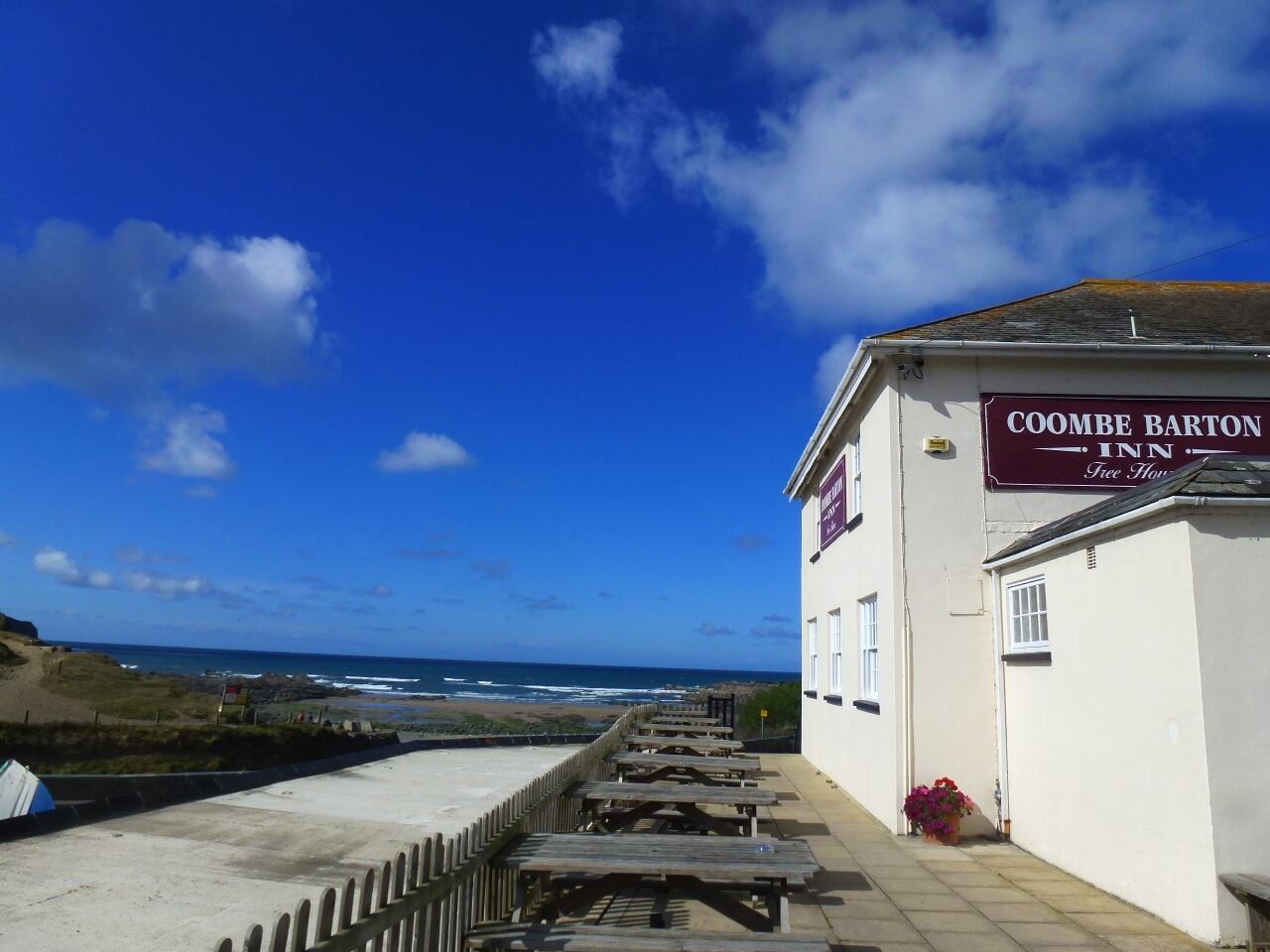 Coombe-Barton-Innweb.jpg