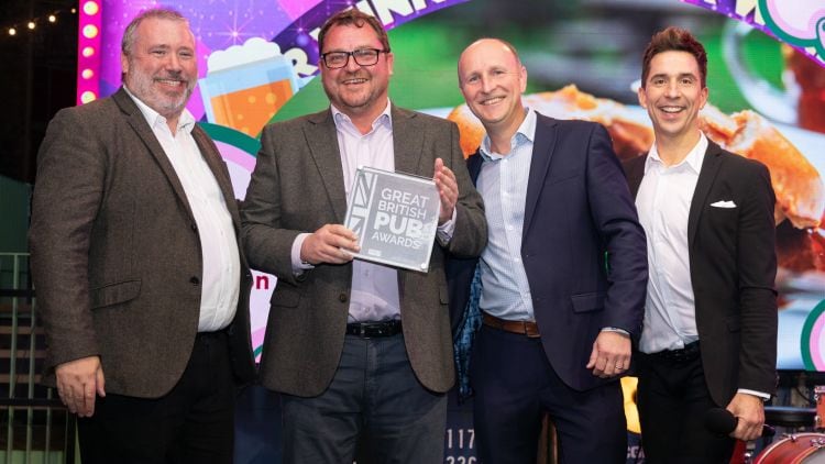 221004_greatbritishpubawards_312-2.jpg