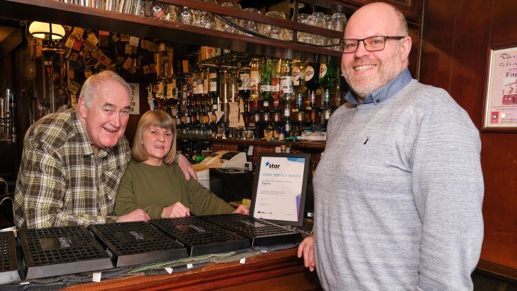 Sheffield licensees given Star Pubs & Bars long-service award 