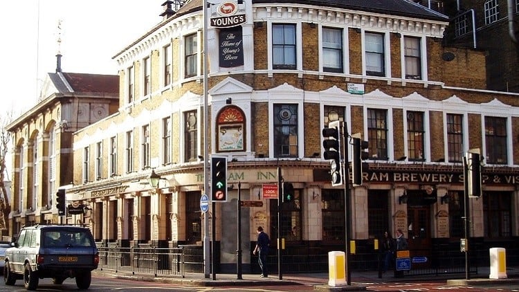 Brewery-Tap-Wandsworth-image-Ewan-Munro-Flickr.jpg