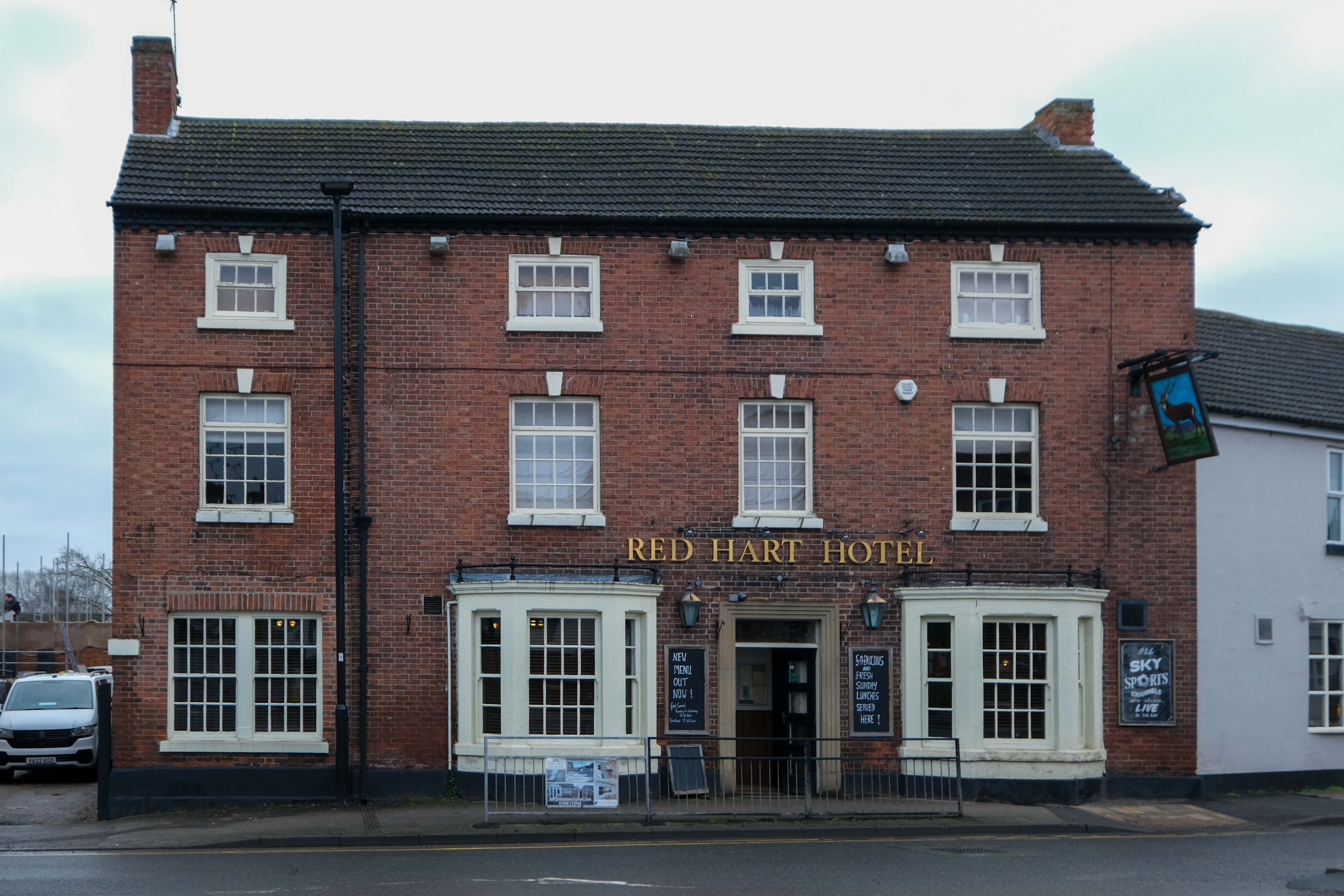 Village pub licensees celebrate 20 years