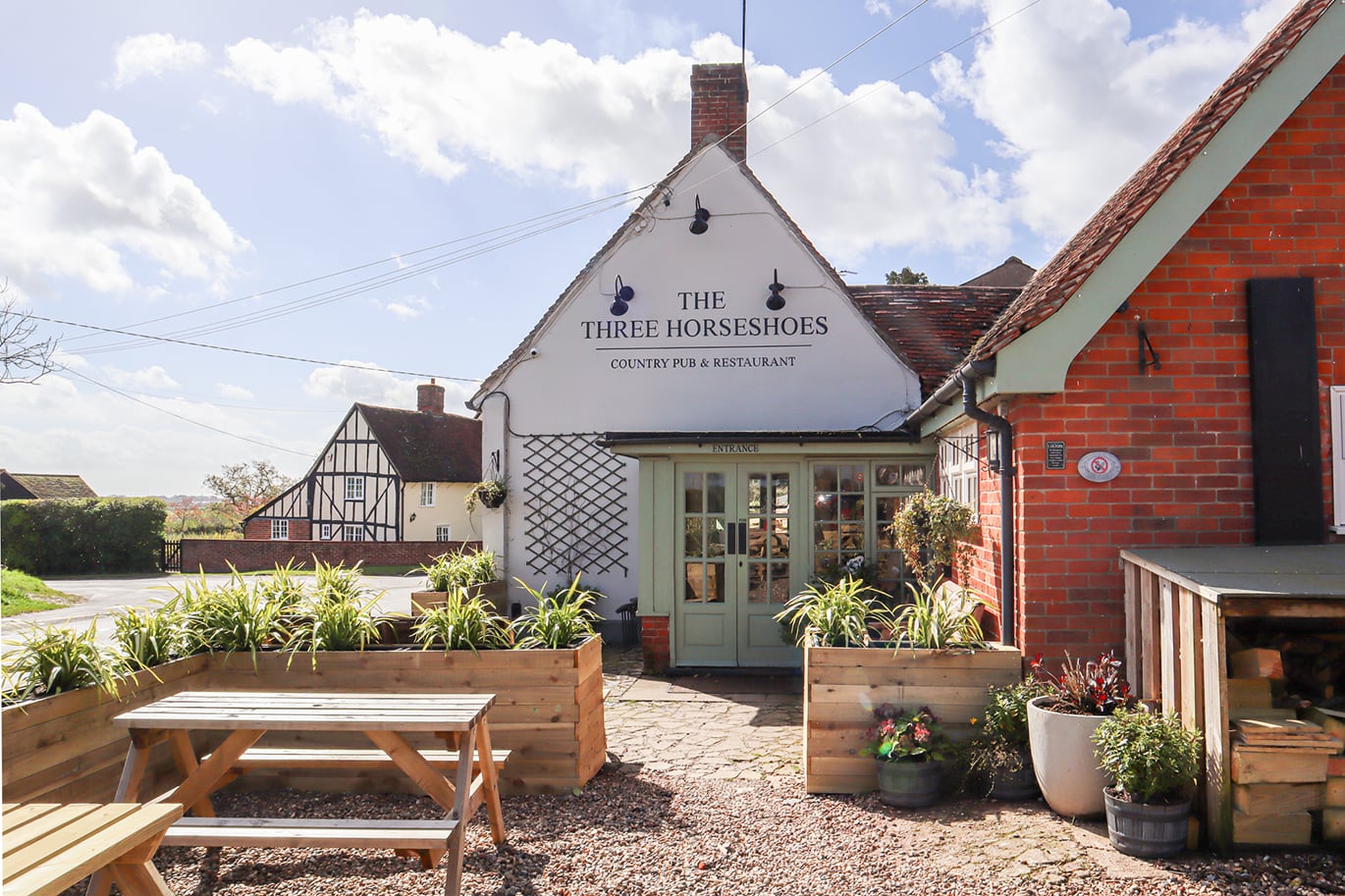 The Three Horseshoes