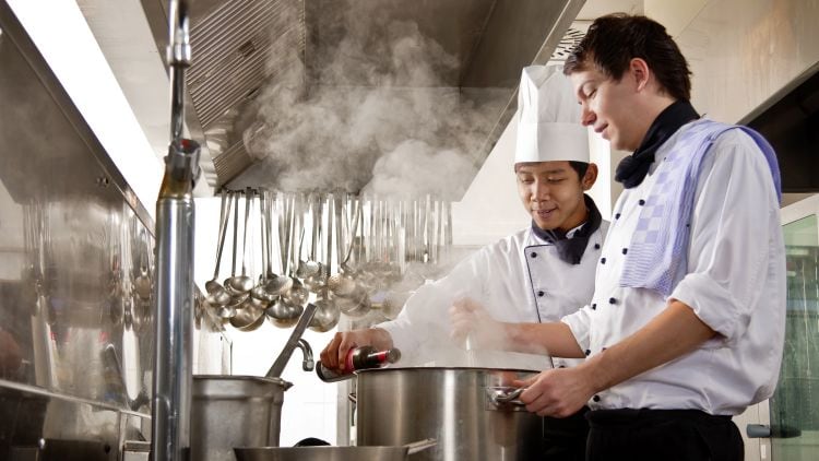 How pub managers can help apprentices perform best