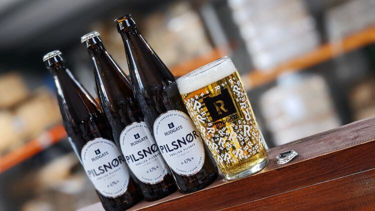 Pilsnor.in.brewery.jpg