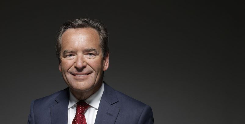 Feast-upon-Jeff-Stelling-s-top-festive-fixtures.jpg