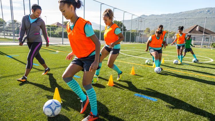 How-can-I-make-money-from-women-s-football-at-my-pub.jpg