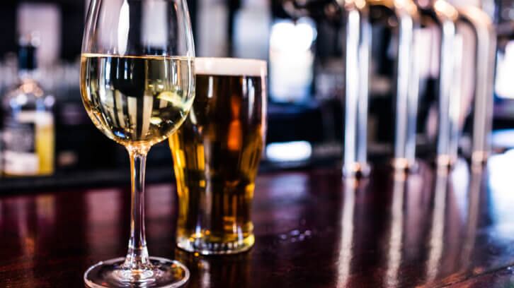 Drinks sales flat YOY for second successive week