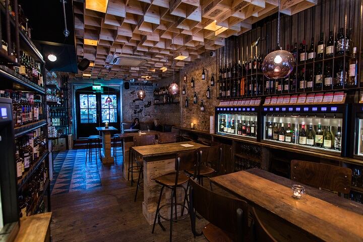Vagabond-Wines-Spitalfields-Market-London-UK-Finch-Interiors-1.jpg
