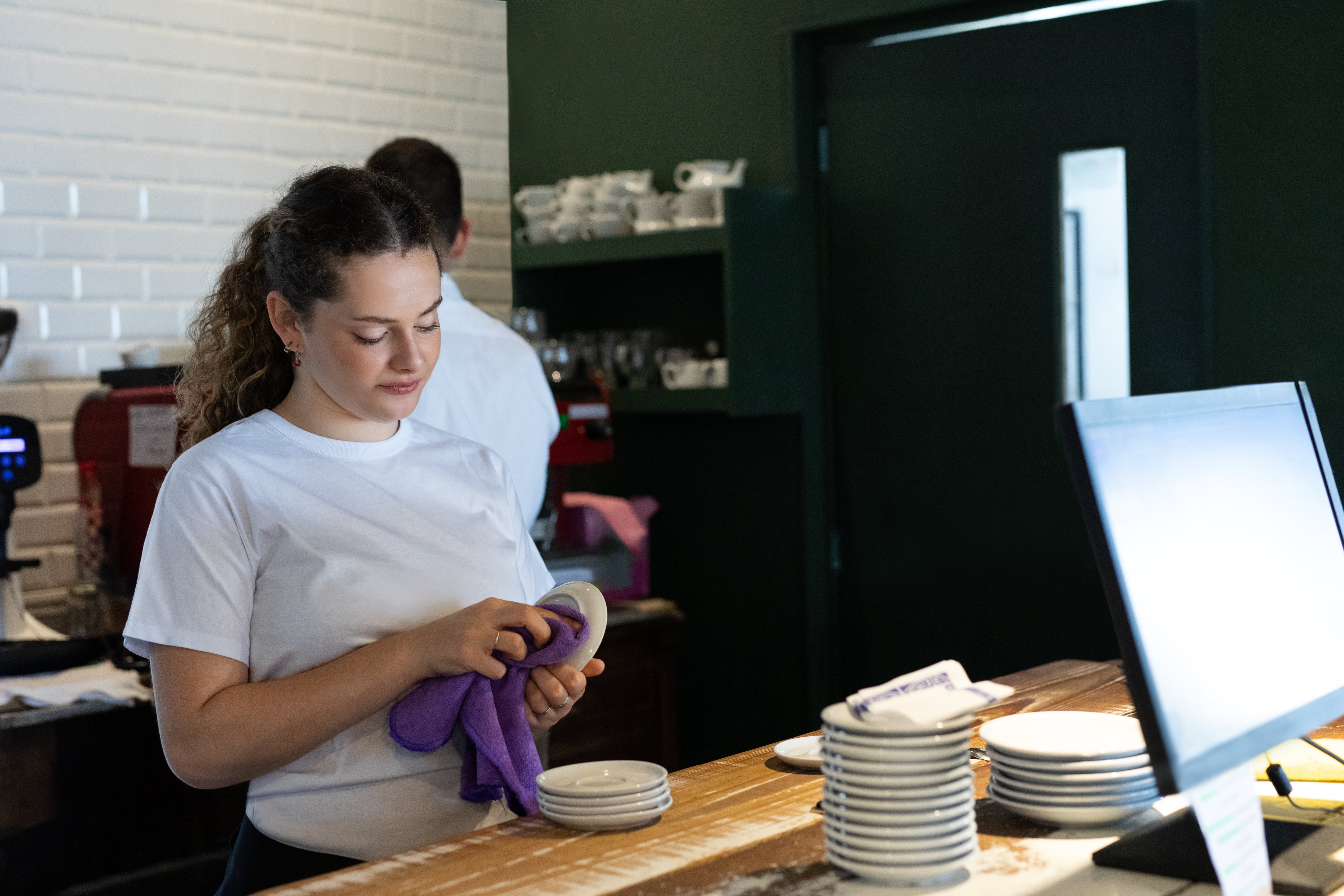 Youth employment: Government launches £820m package with thousands of roles planned in hospitality