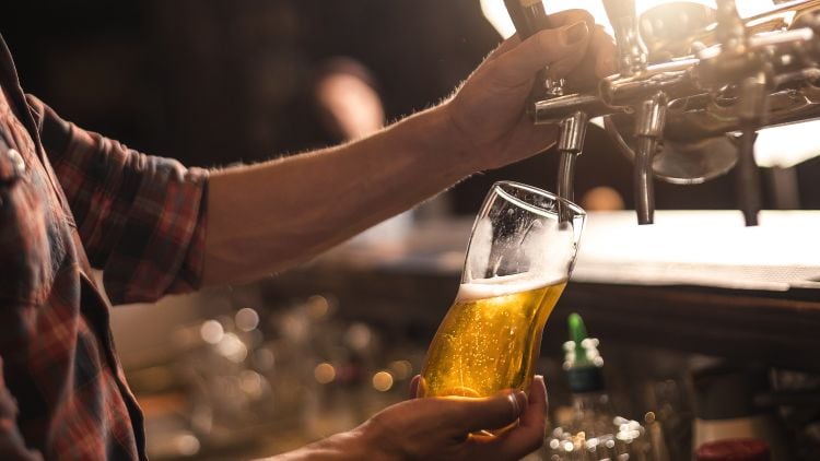 Cost of a pint in the UK 127% higher than world average