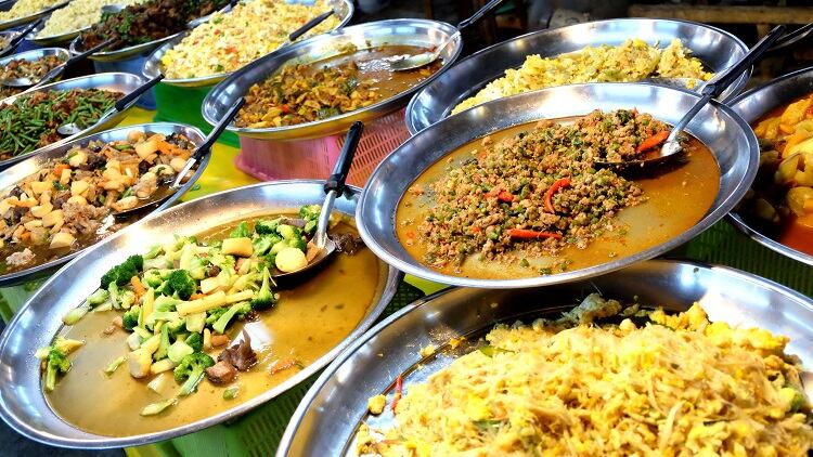 Word on the street: working with street food vendors