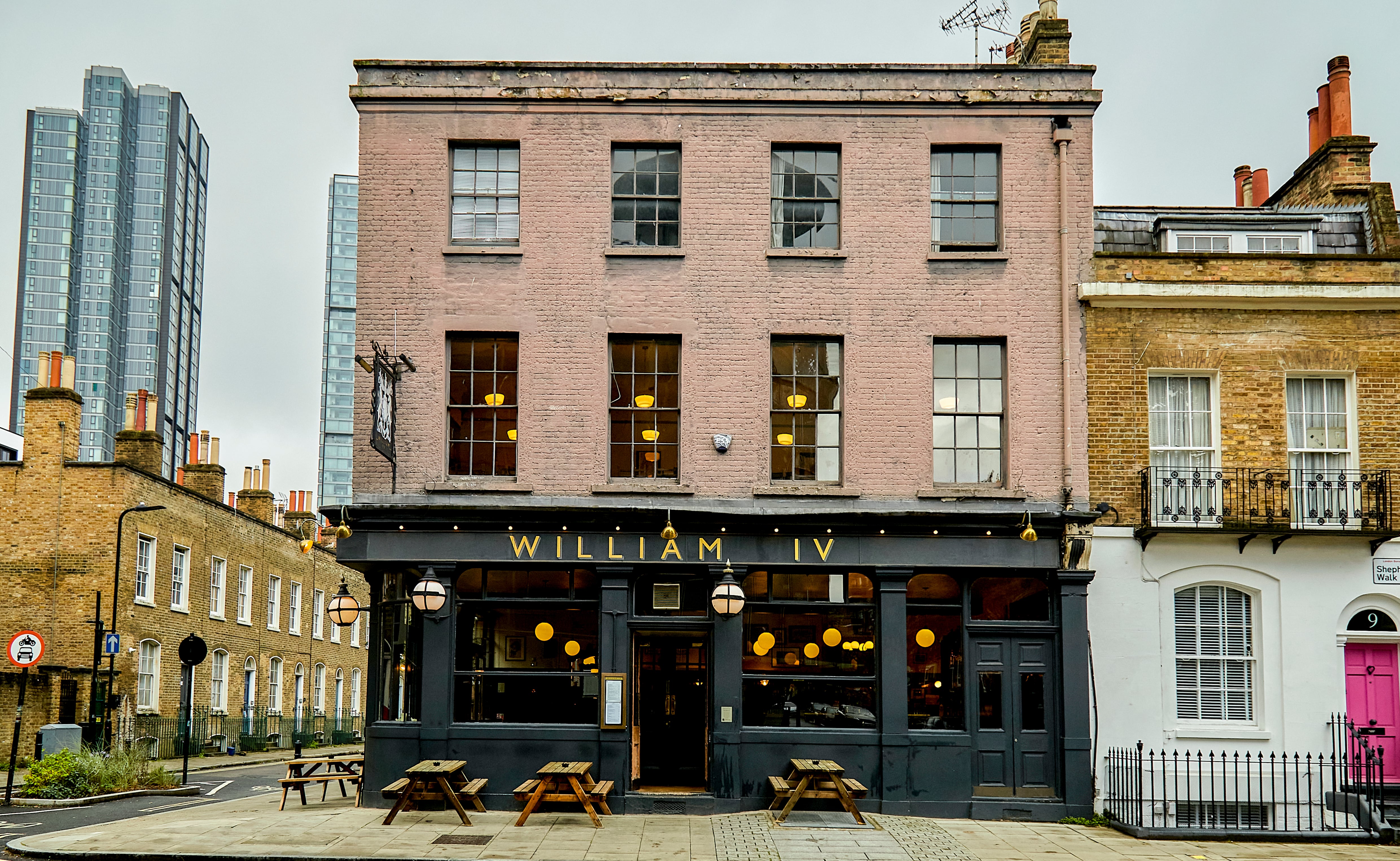 William IV pub in Islington, north London