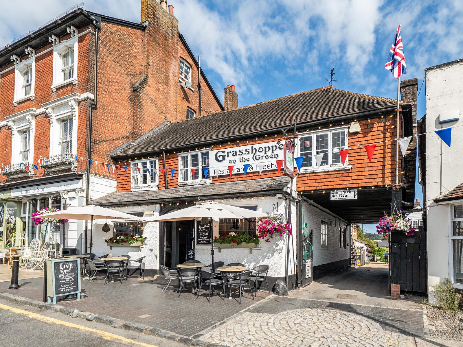 Property: Historic Kent pub on market for £1.25m