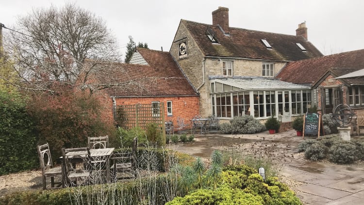 My-Pub-the-Mole-Inn-Toot-Baldon-Oxfordshire.jpg