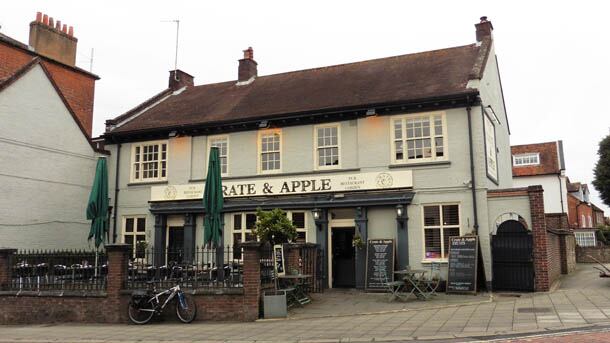 Crate-and-Apple.jpg