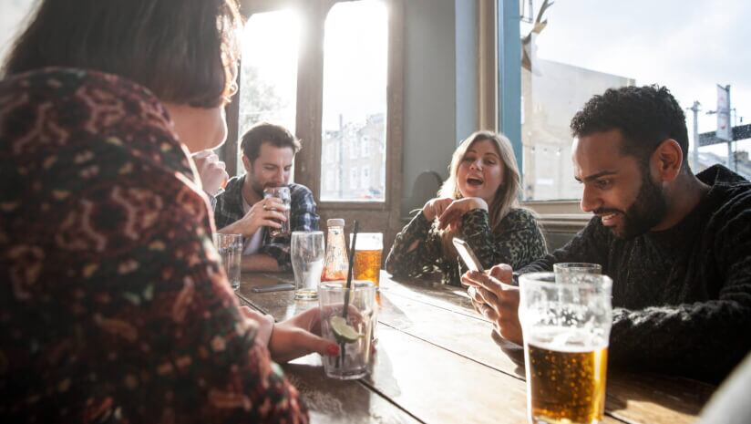 September-sunshine-boosts-drinks-sales-in-pubs.jpg