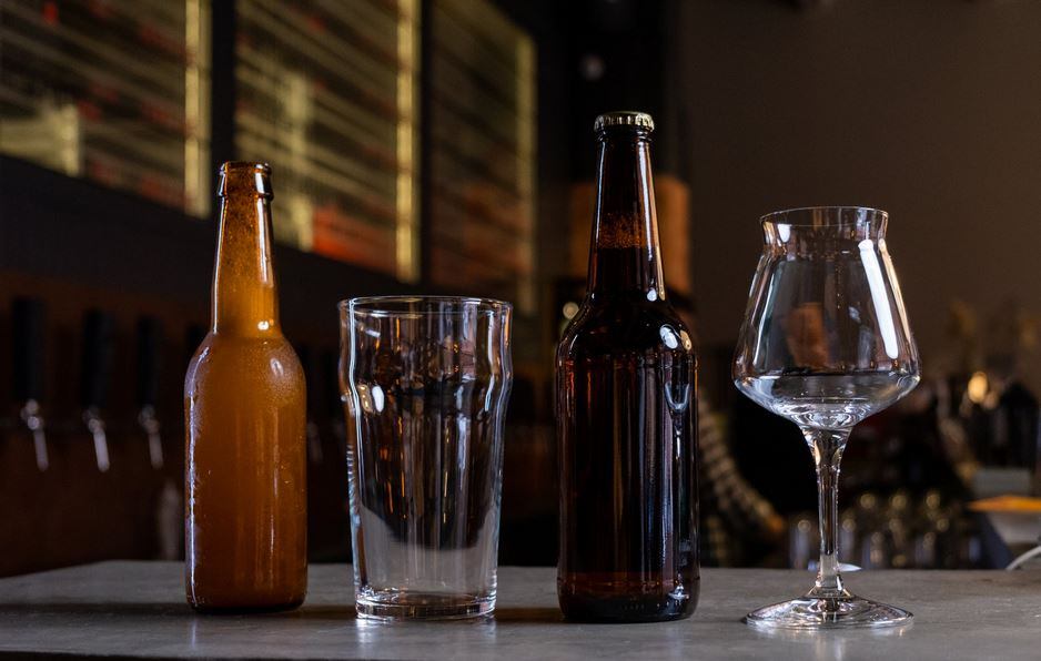 Pre-ordered takeaway drinks only, Government relents
