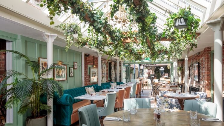 Brakspear pub the Bull reopens after major makeover 
